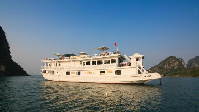 Entdeckung Ha Long Bucht mit dem Schiff